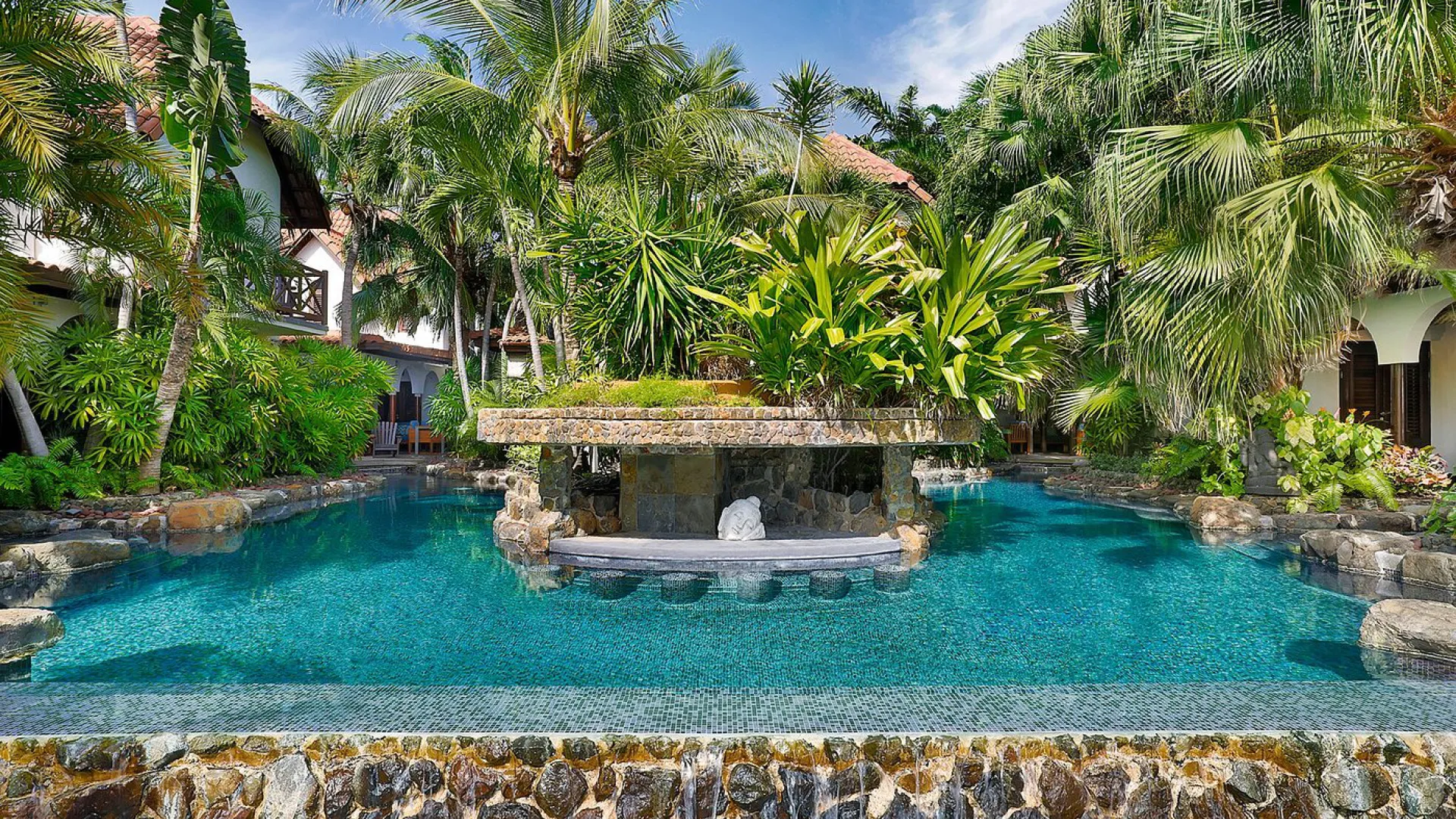 Baoase luxury resort